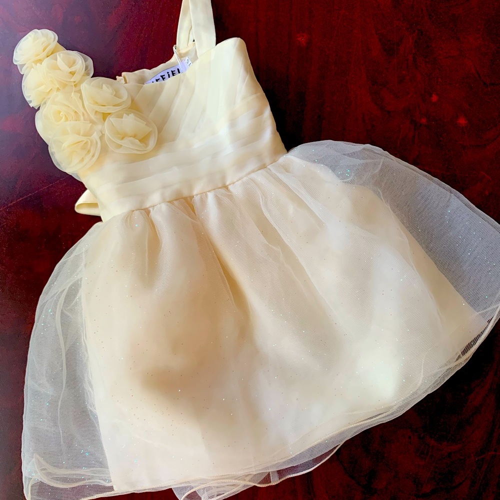 Iefiel 18 month bridesmaid dress off white
